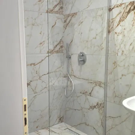 Elite Luxury Tirana * Kamez