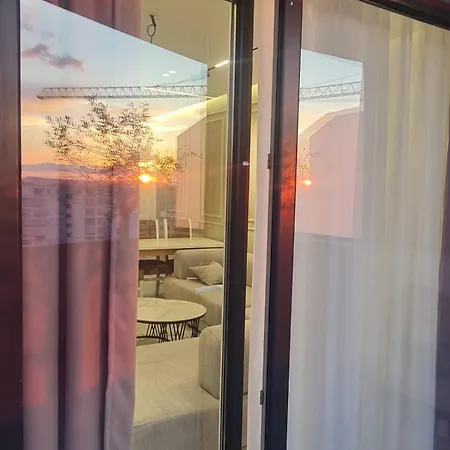 Elite Luxury Tirana *